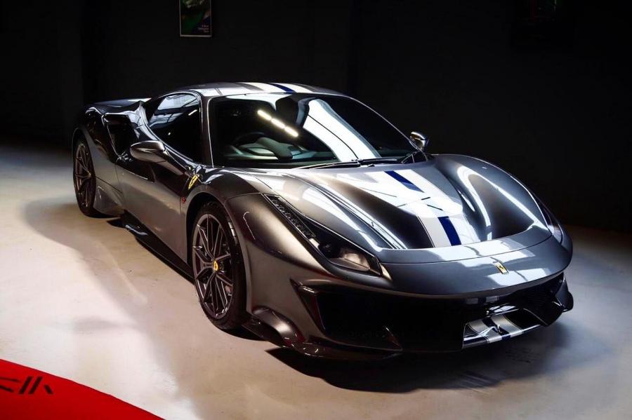  Ferrari 488 Pista by Dutchman's Car Care Clinic 2019 года  (UK) (фото 1 из 9)